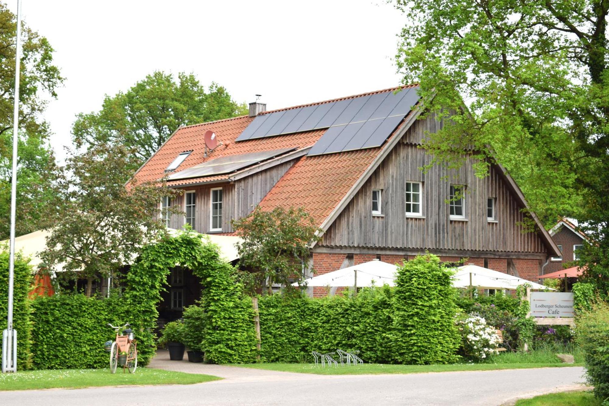 Dz/Ez Lodberger Scheunencafe Loningen Экстерьер фото